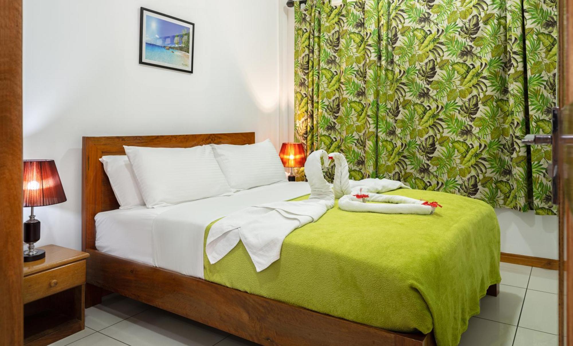 Apartment Creole Breeze Self Catering Anse Boileau