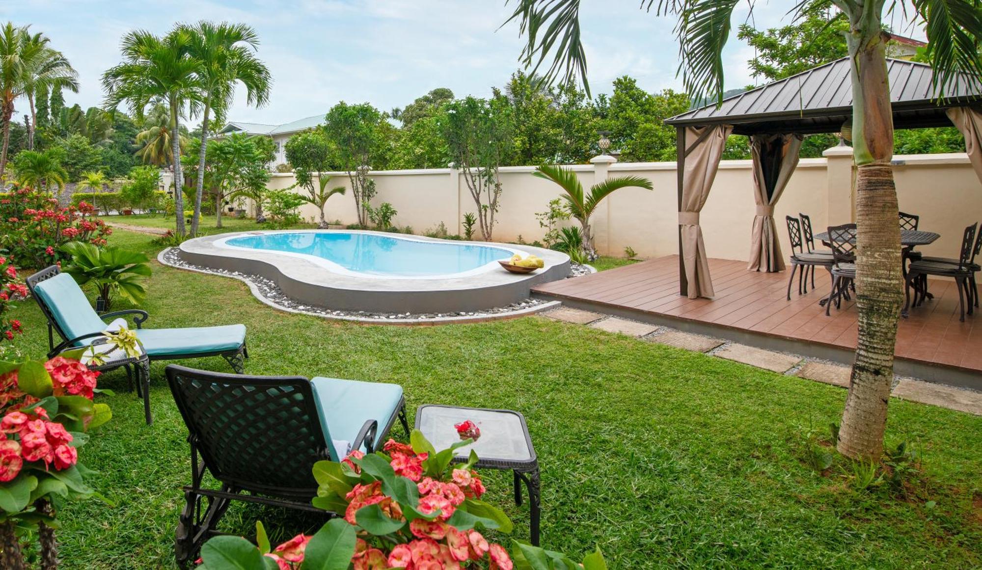 Apartment Creole Breeze Self Catering