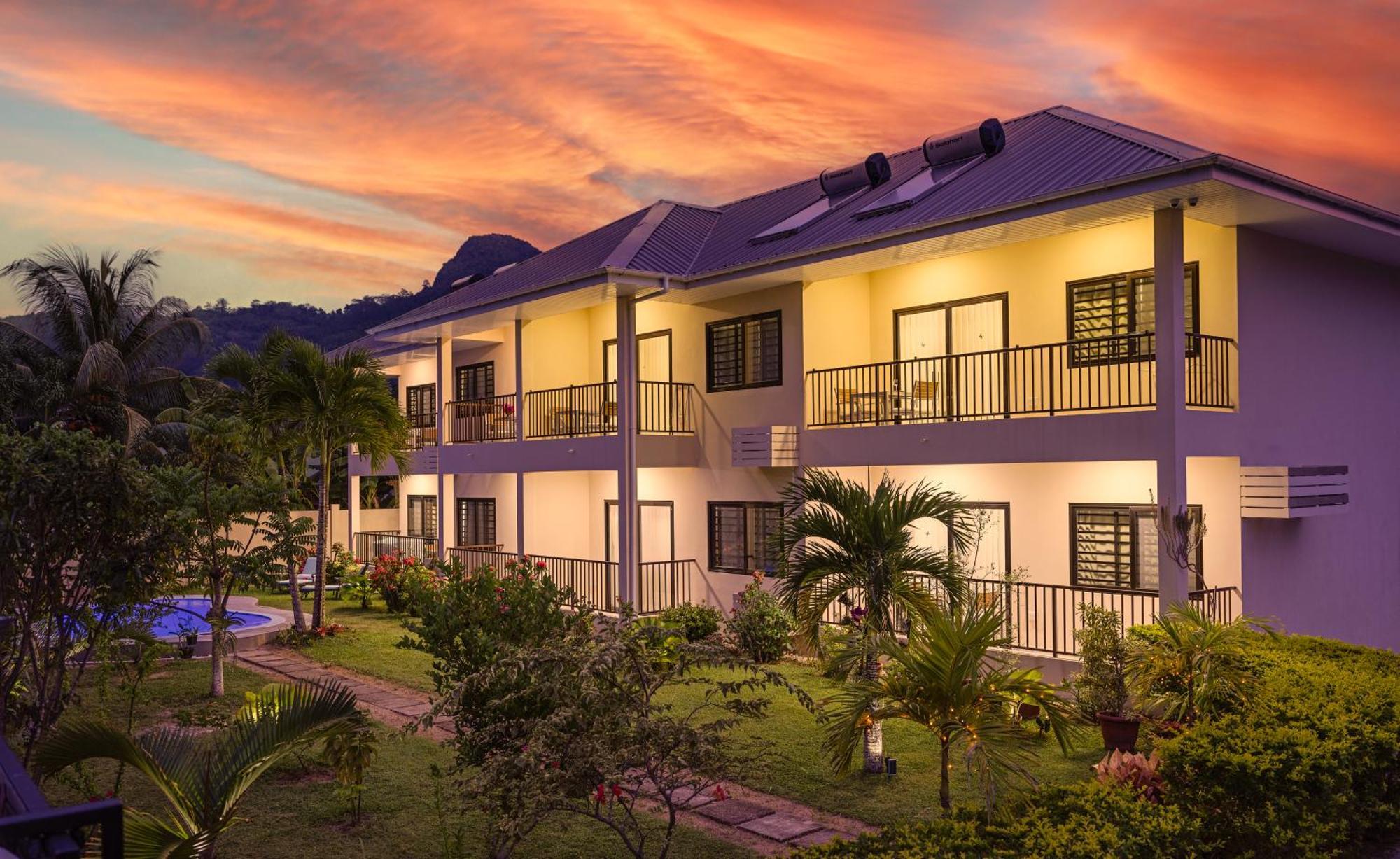 Creole Breeze Self Catering Apartament *