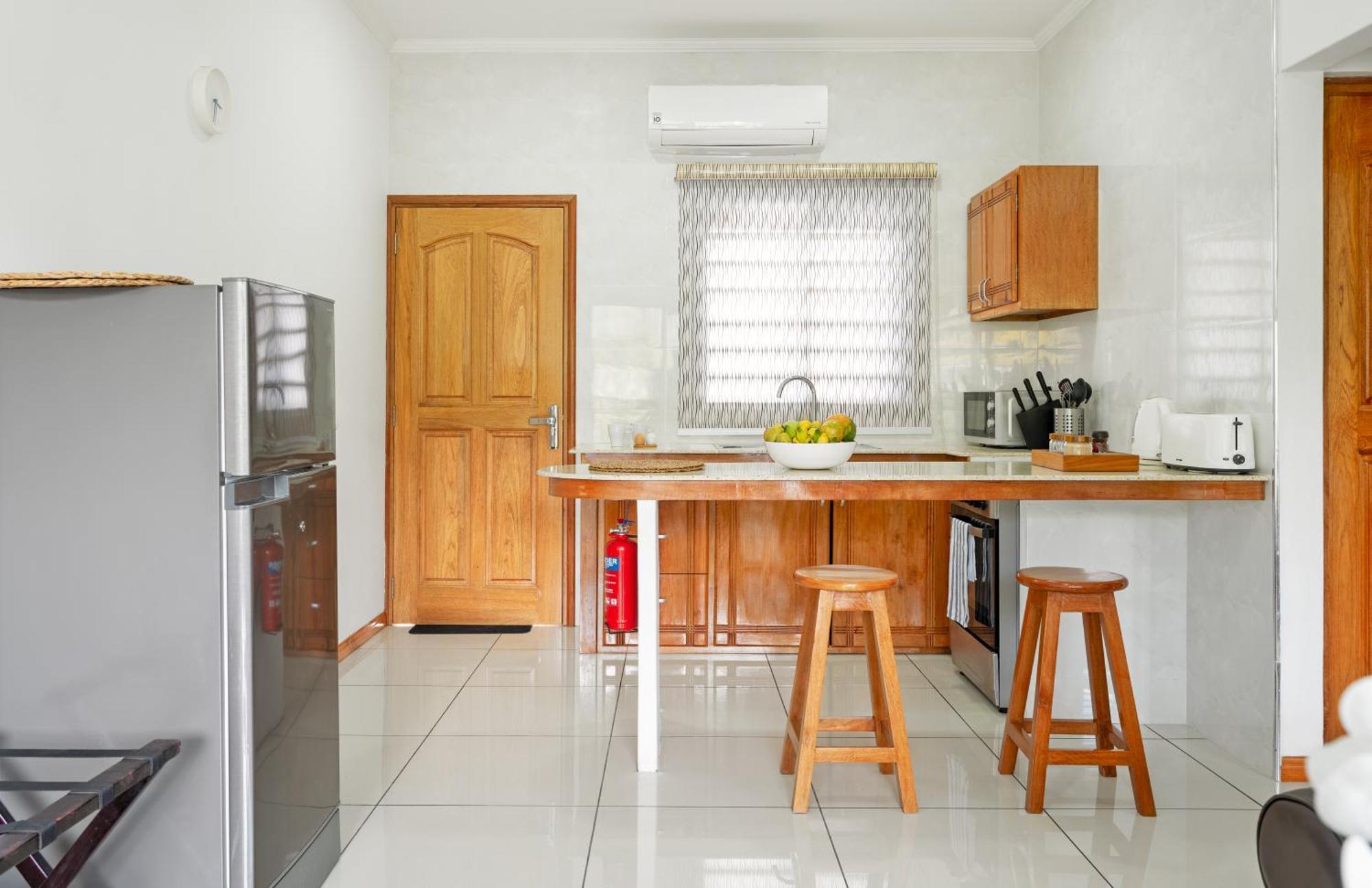 Apartament Creole Breeze Self Catering *